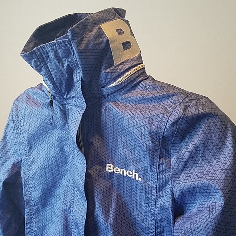 Bench  Jacket - Picture 5 of 8